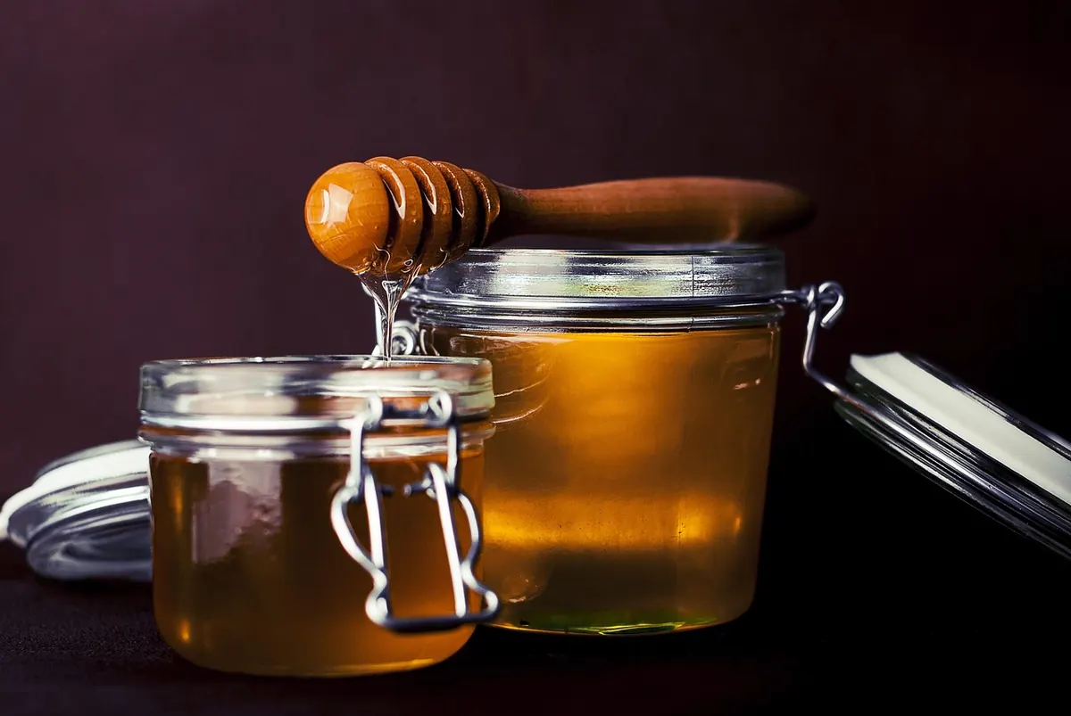 Glass Jars vs Plastic Containers: Which Is Better for Pantry Storage?